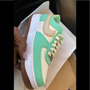 Women’s AF1’s